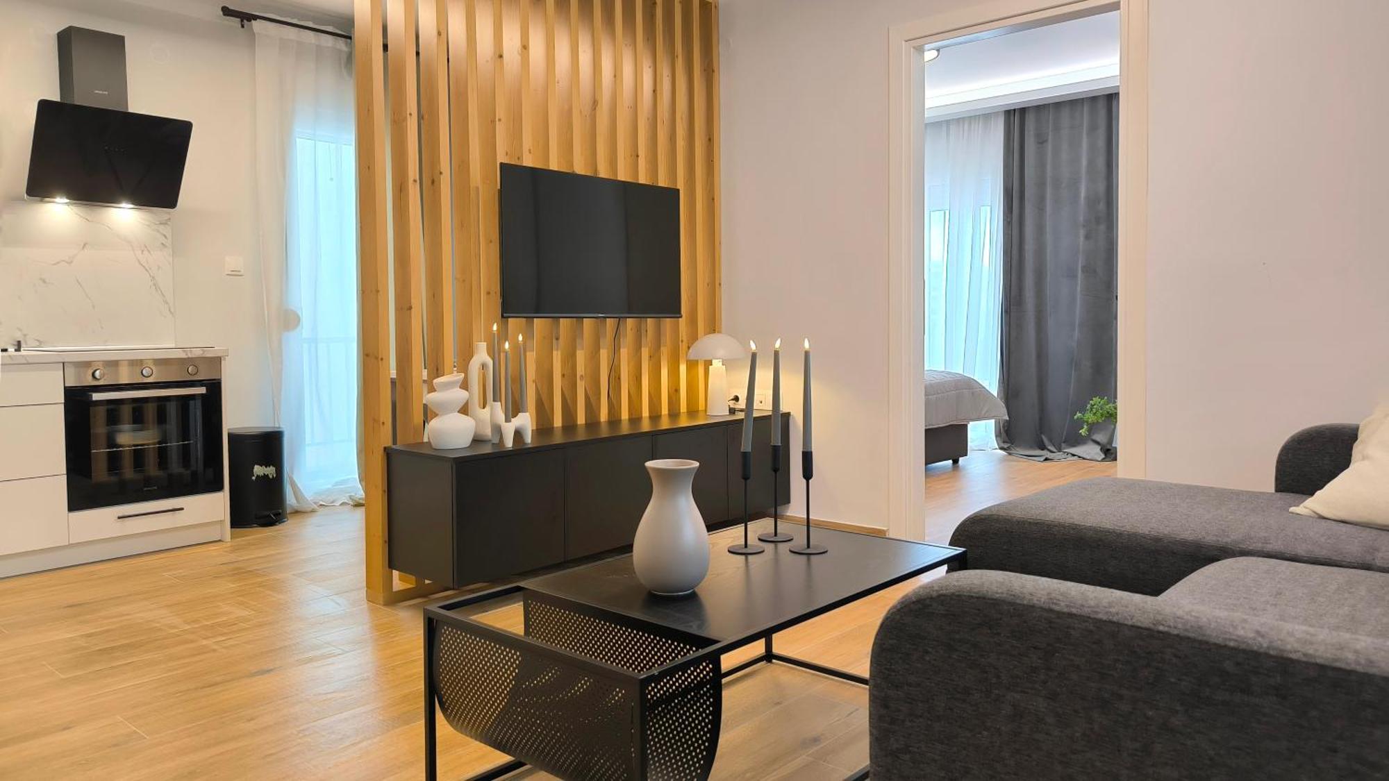 Calliope Luxury Apartment *