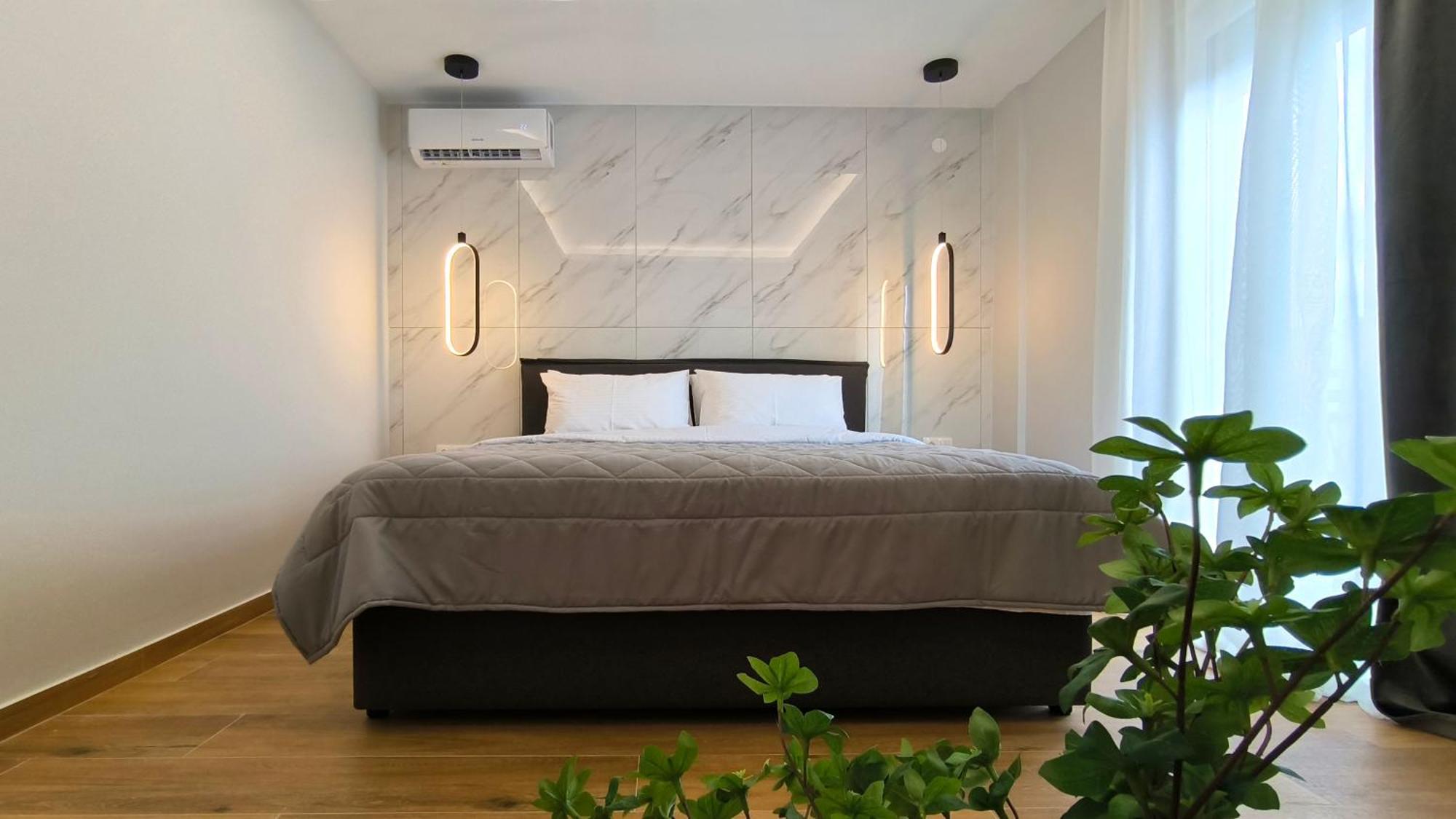 Calliope Luxury *